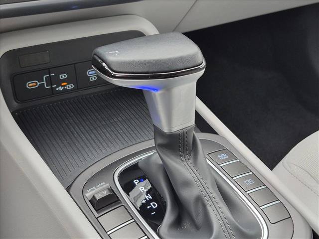 Used 2025 Hyundai Kona SEL FWD image 12