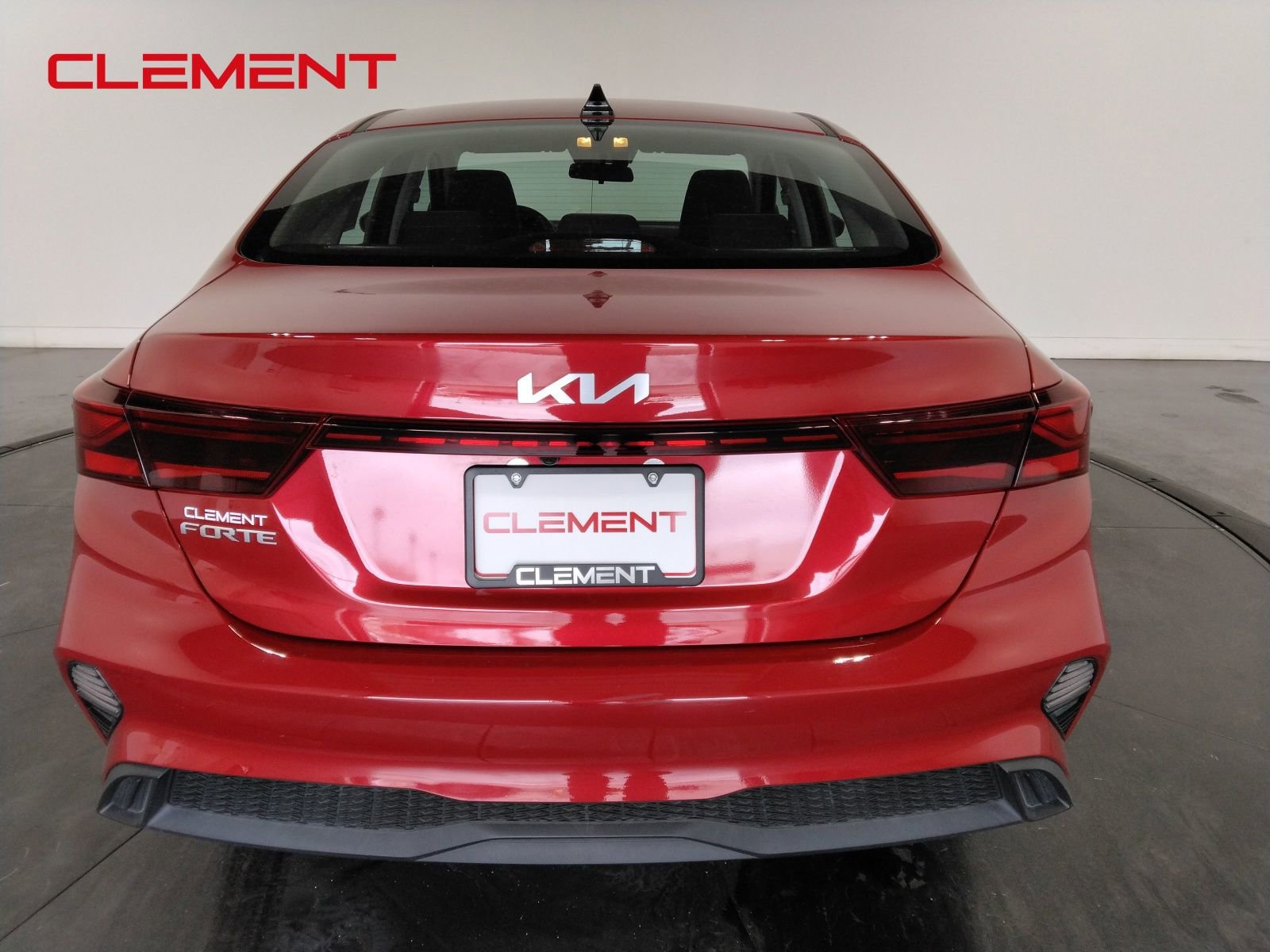 Used 2022 Kia Forte LXS image 7