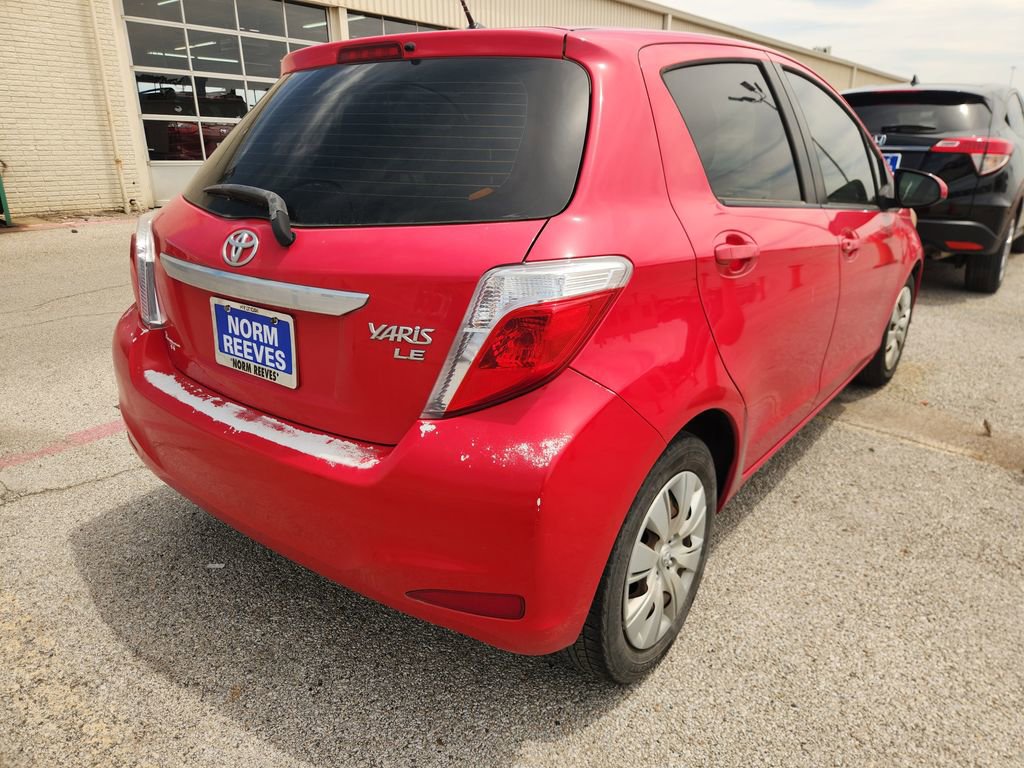 Used 2013 Toyota Yaris LE FWD image 3