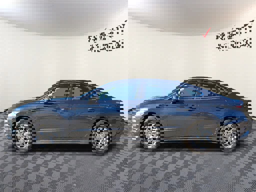 Certified 2025 Hyundai Sonata SE image 6