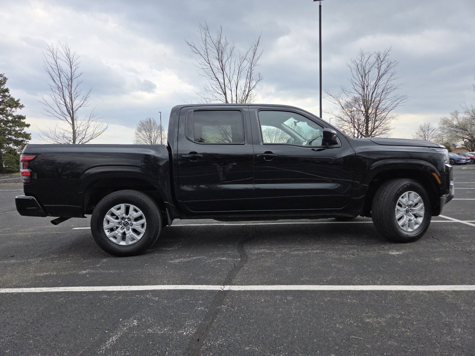 Used 2023 Nissan Frontier SV image 18