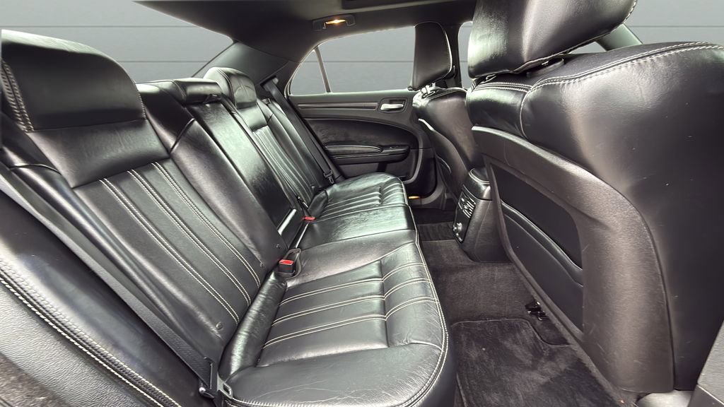 Used 2014 Chrysler 300 S AWD/4WD image 15