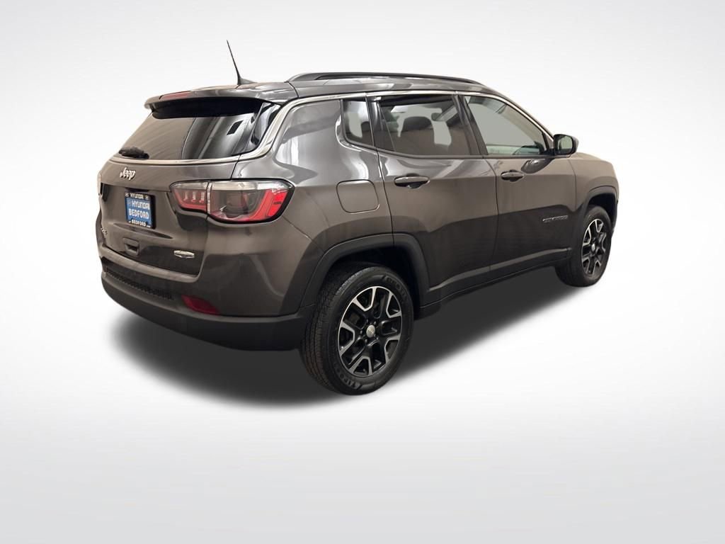 Used 2022 Jeep Compass Latitude w/ Convenience Group AWD/4WD image 5