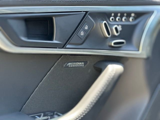 Used 2024 Jaguar F-TYPE R-Dynamic RWD image 12