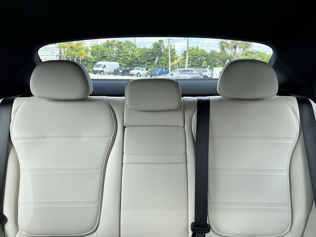 Used 2024 Mercedes-Benz C 300 Sedan image 18