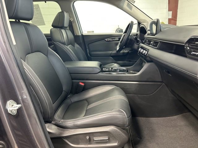 Certified 2023 Honda Pilot Touring image 20