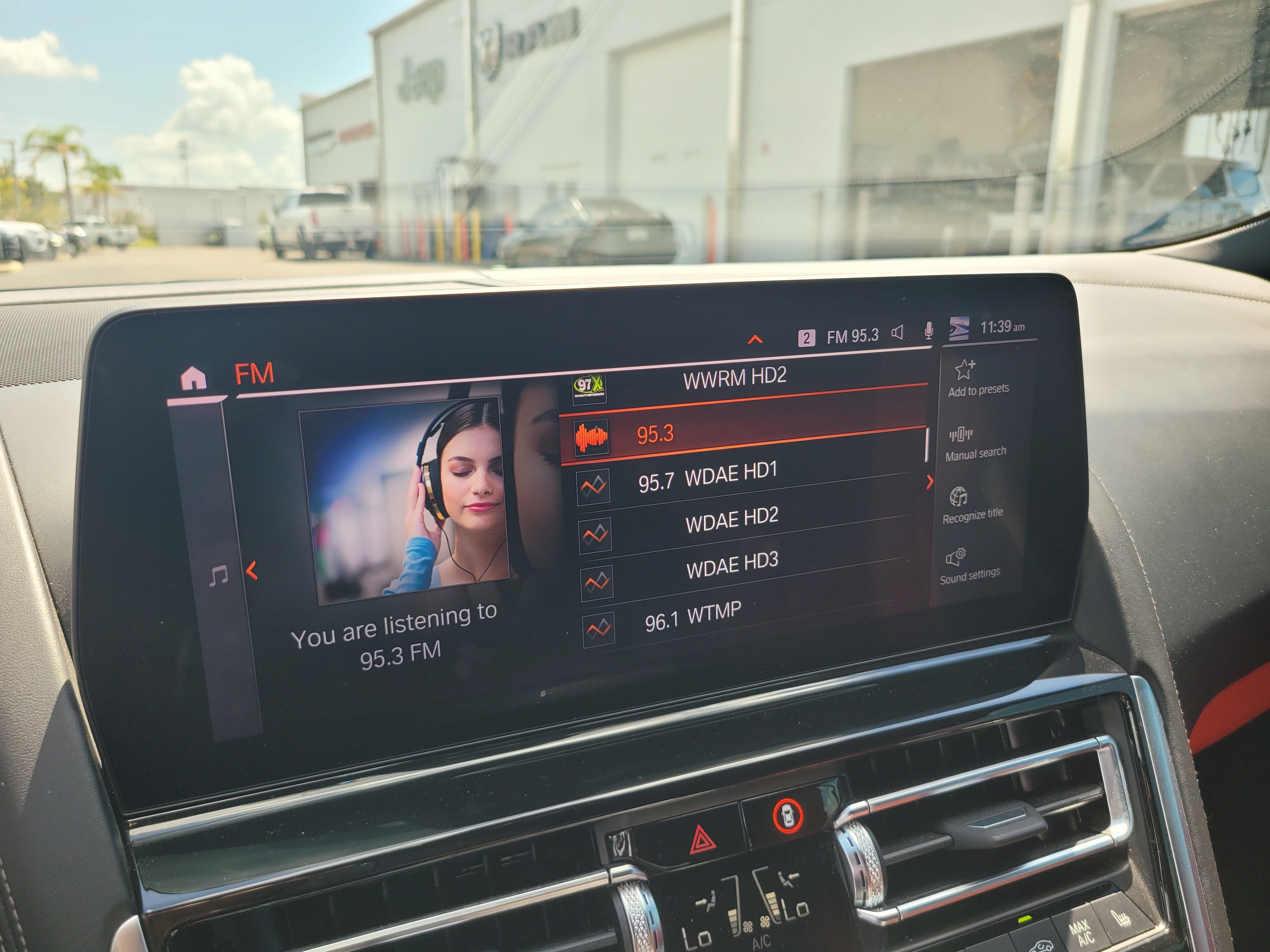 Used 2025 BMW 840i Convertible w/ M Sport Professional Package RWD image 19