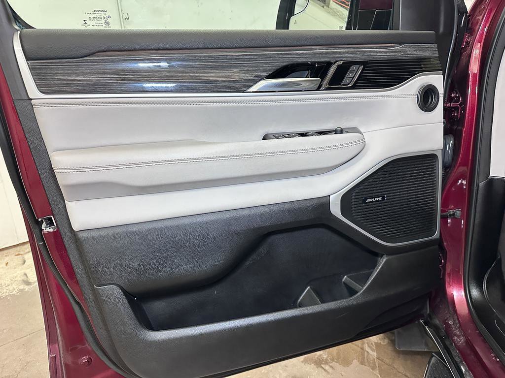 Used 2022 Jeep Wagoneer Series II image 25