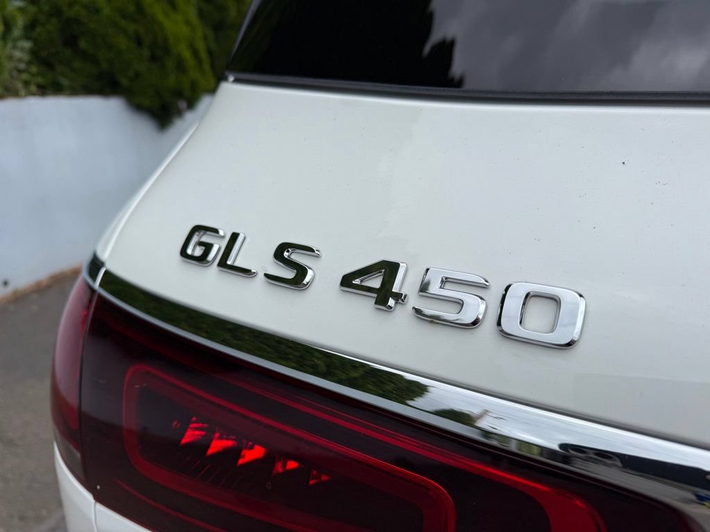 Used 2022 Mercedes-Benz GLS 450 4MATIC image 7