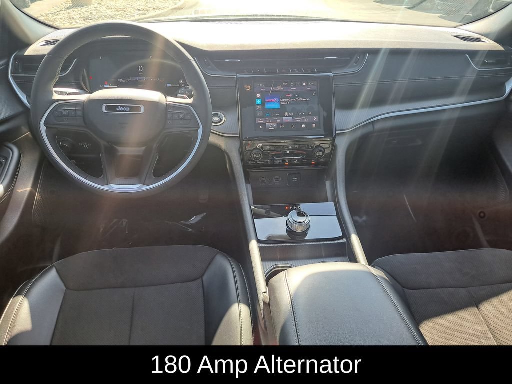 Certified 2024 Jeep Grand Cherokee L Altitude AWD/4WD image 11