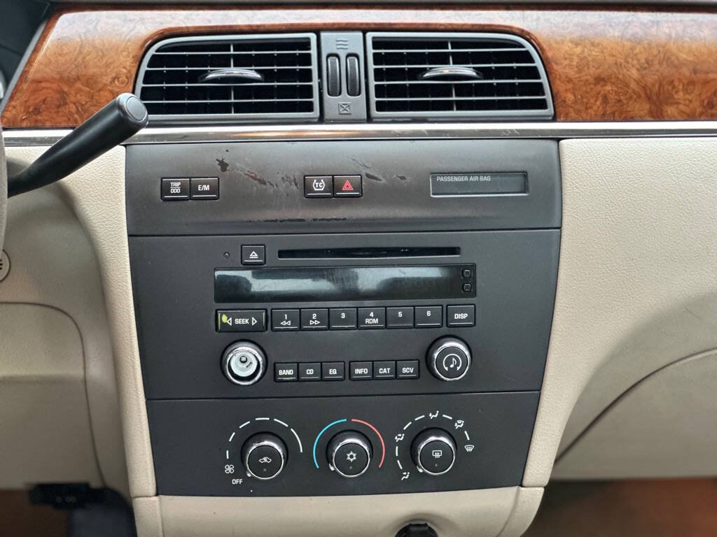 Used 2006 Buick LaCrosse CX FWD image 12