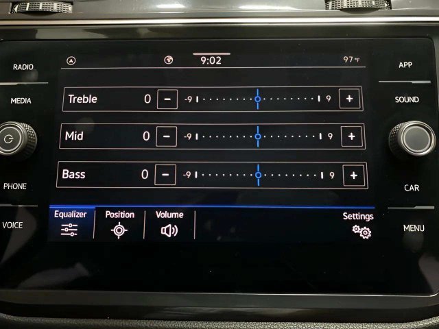 Used 2023 Volkswagen Tiguan SE w/ Panoramic Sunroof Package FWD image 46