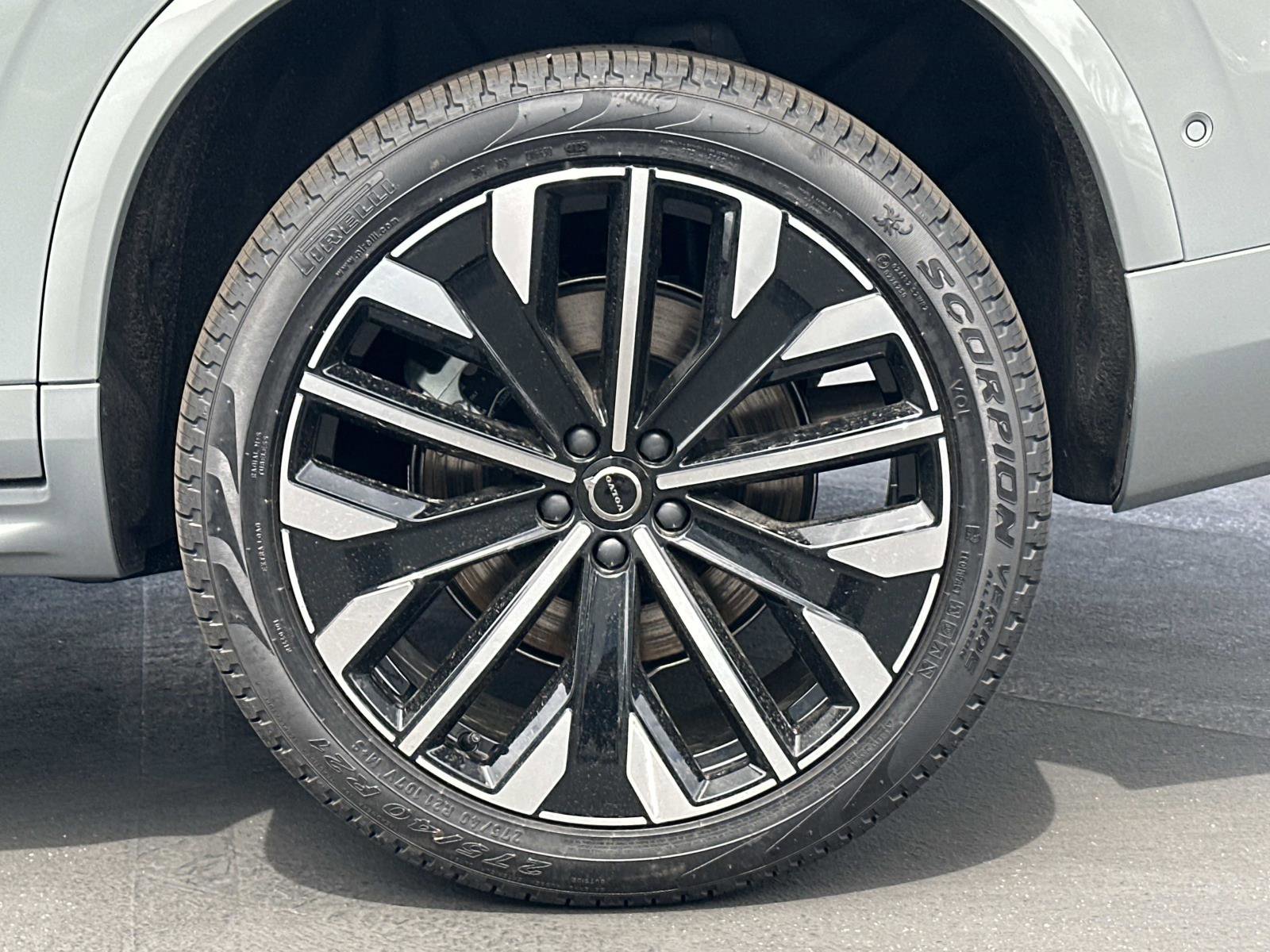 New 2026 Volvo XC90 B6 Ultra w/ Protection Package AWD/4WD image 23