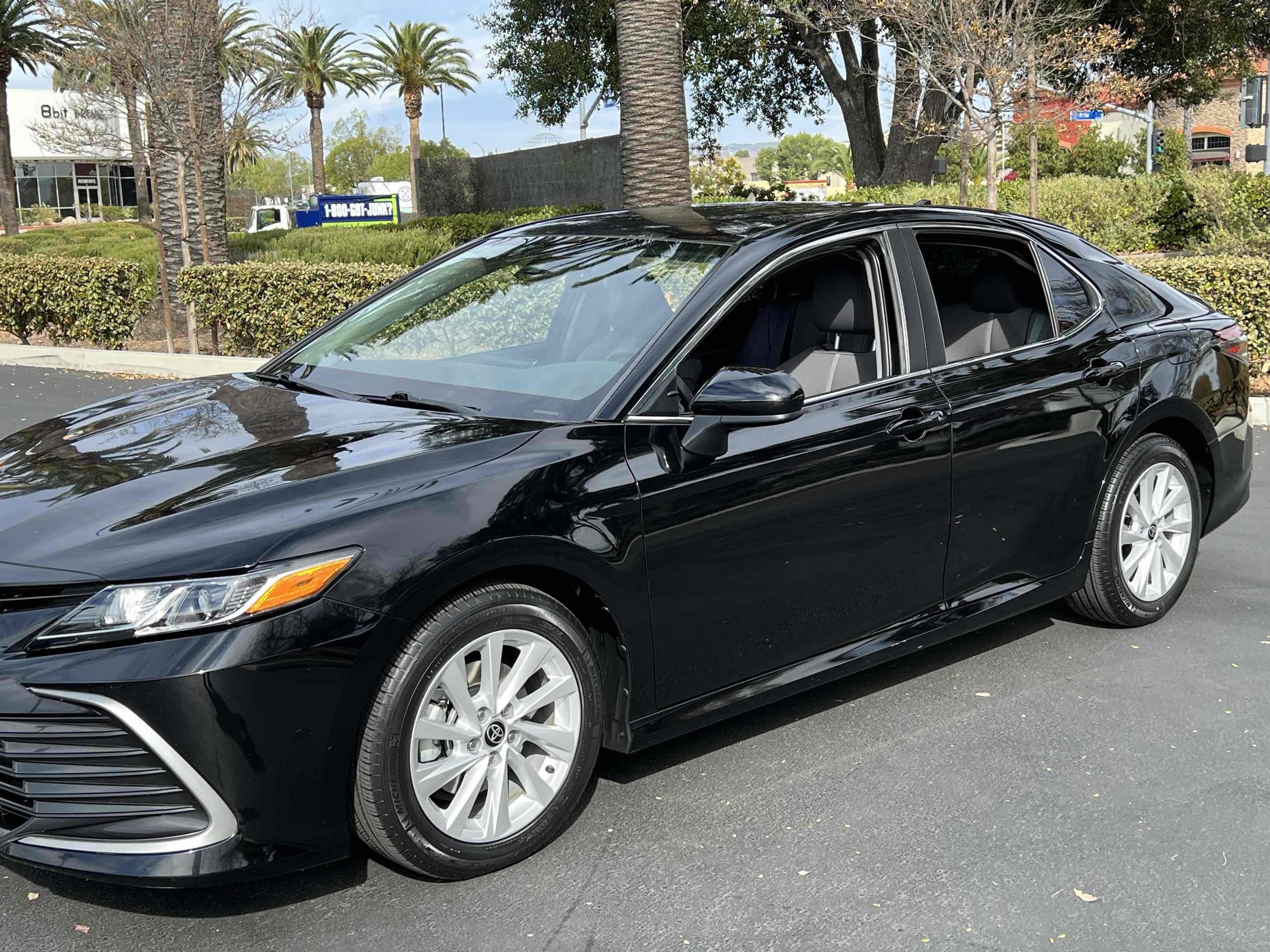 Used 2021 Toyota Camry LE image 54
