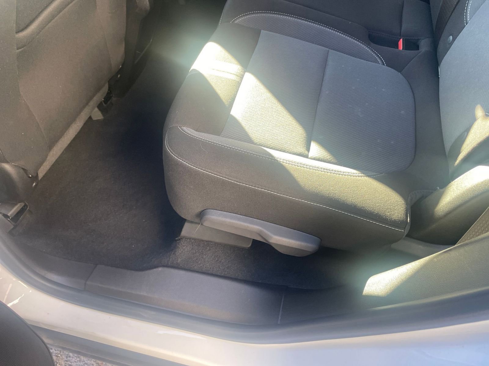 Used 2025 Chevrolet Blazer LT image 25