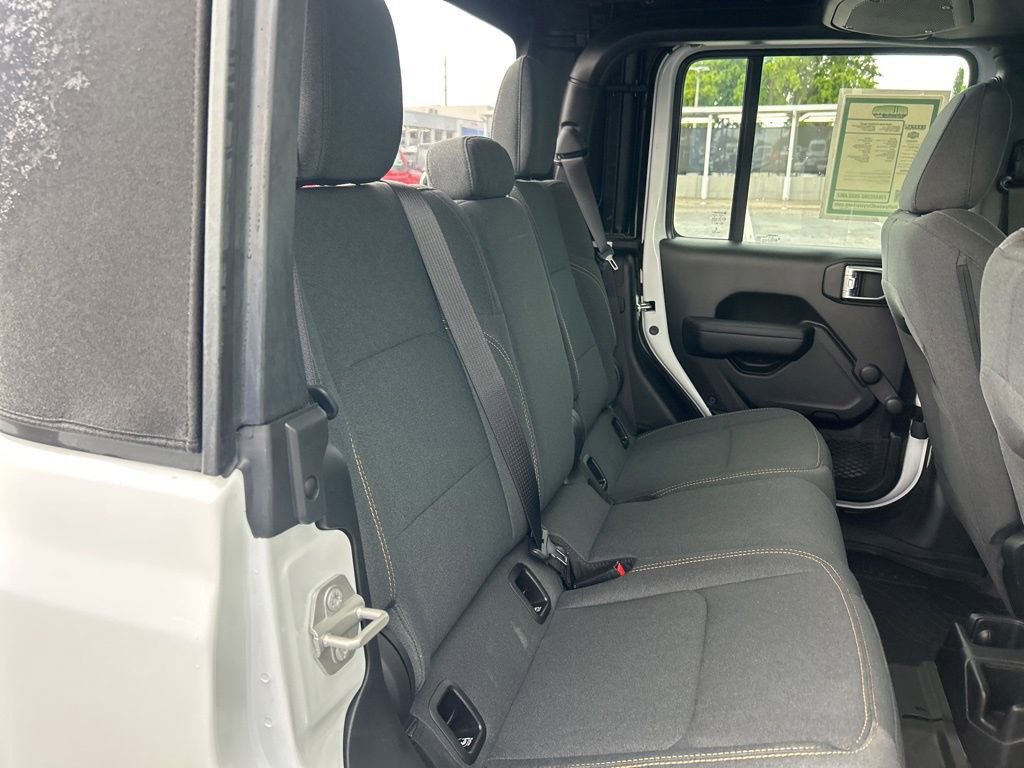 Certified 2024 Jeep Gladiator Sport image 28