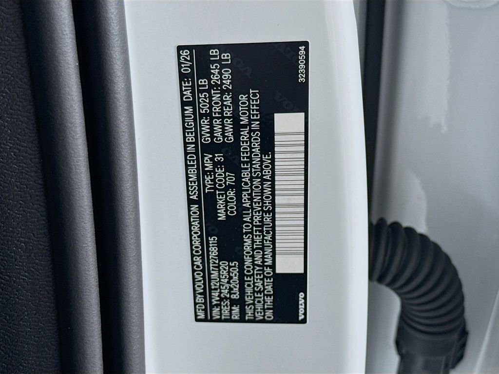 New 2026 Volvo XC40 B5 Ultra w/ Climate Package image 32