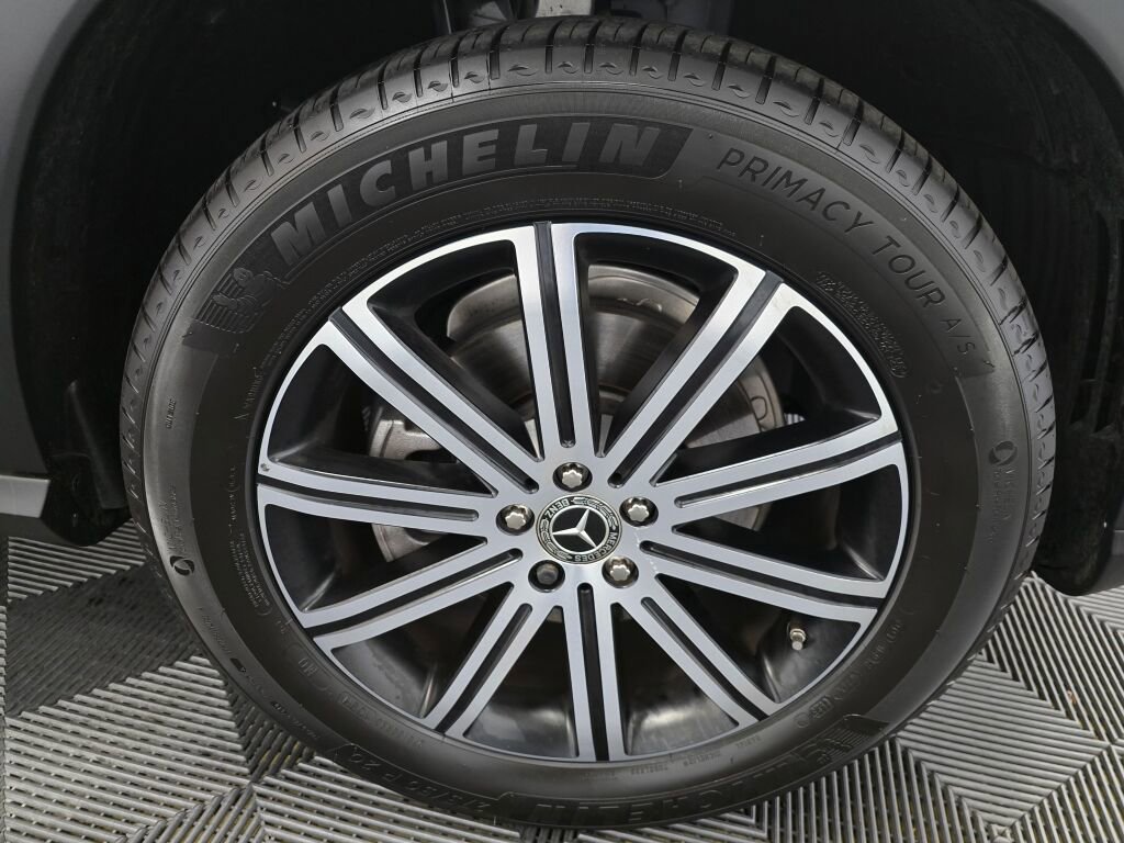 Used 2024 Mercedes-Benz GLE 350 4MATIC image 24