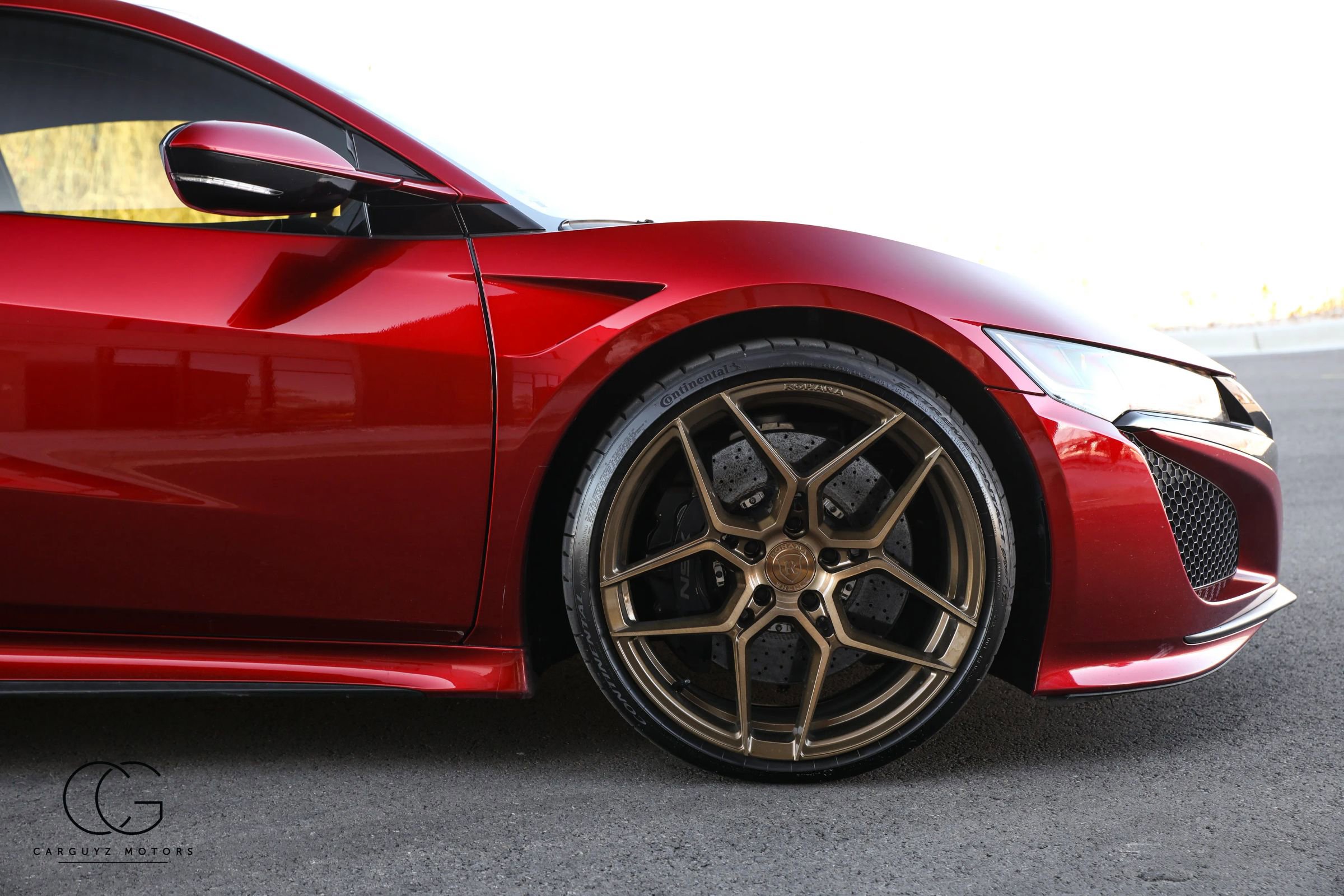 Used 2017 Acura NSX image 22