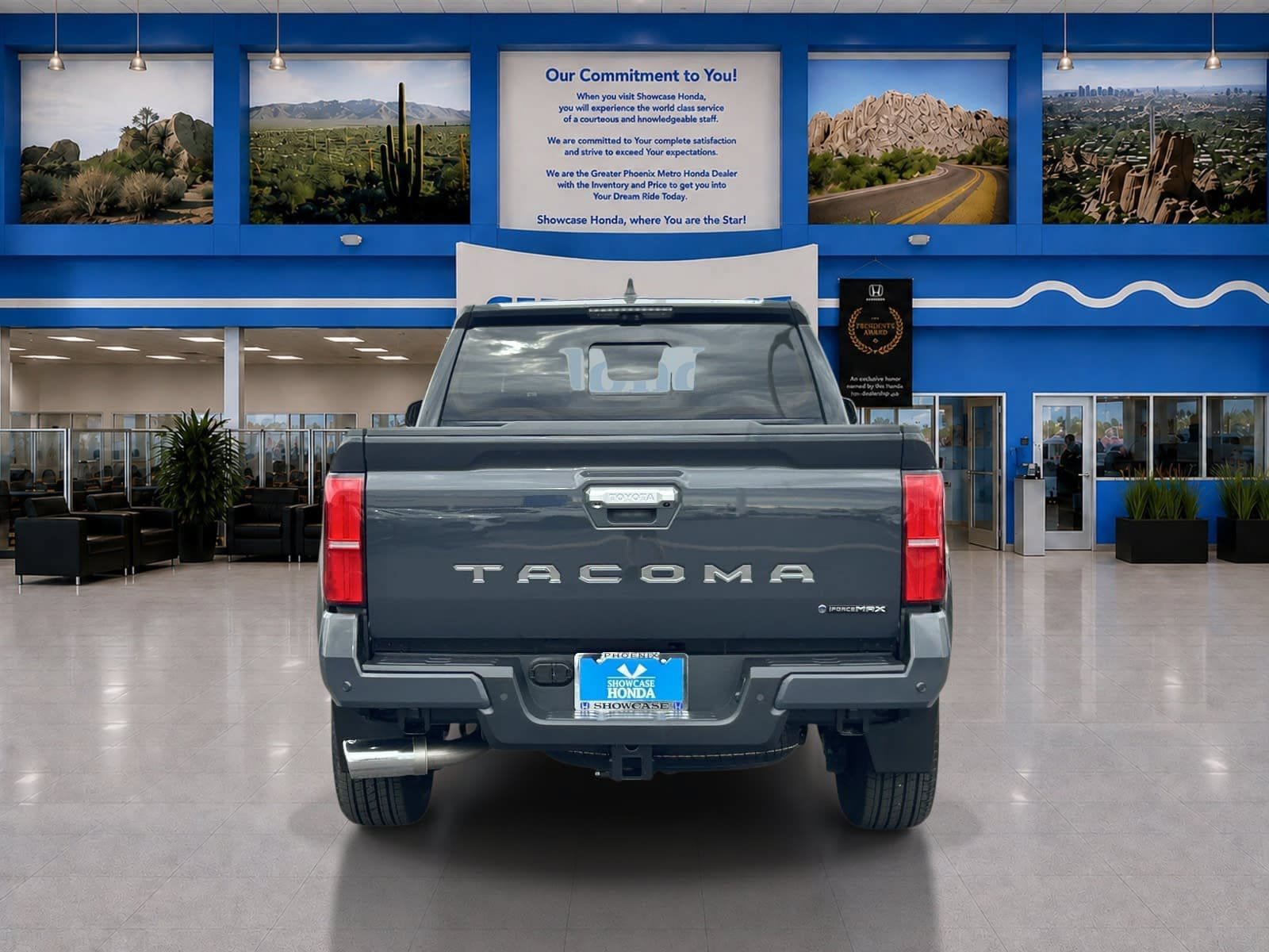 Used 2025 Toyota Tacoma Limited AWD/4WD image 9