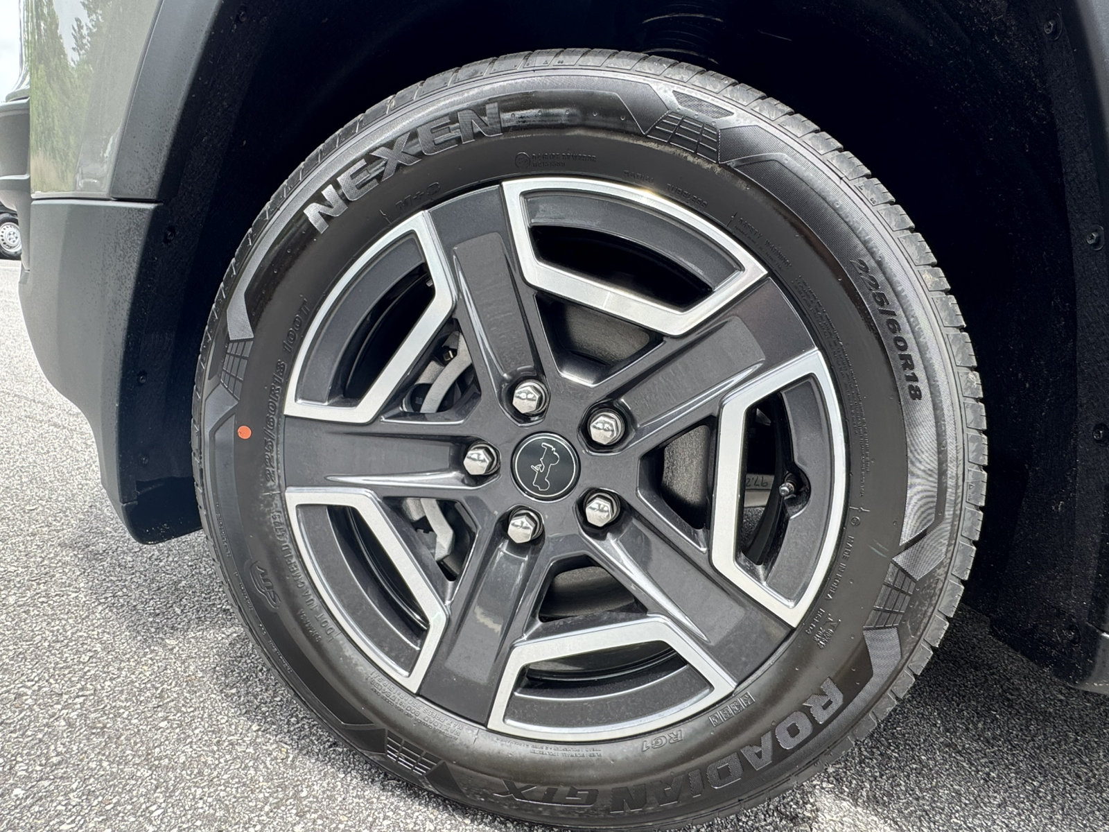New 2026 Jeep Cherokee Laredo AWD/4WD image 13