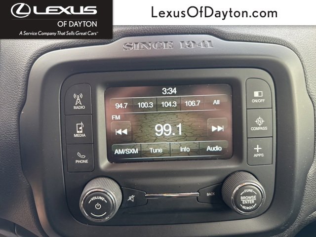 Used 2017 Jeep Renegade Latitude w/ Cold Weather Group image 25