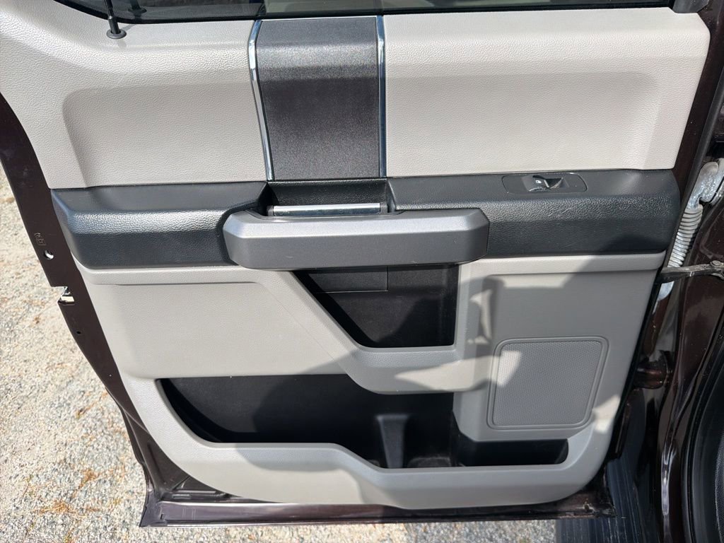 Used 2018 Ford F150 XLT AWD/4WD image 21