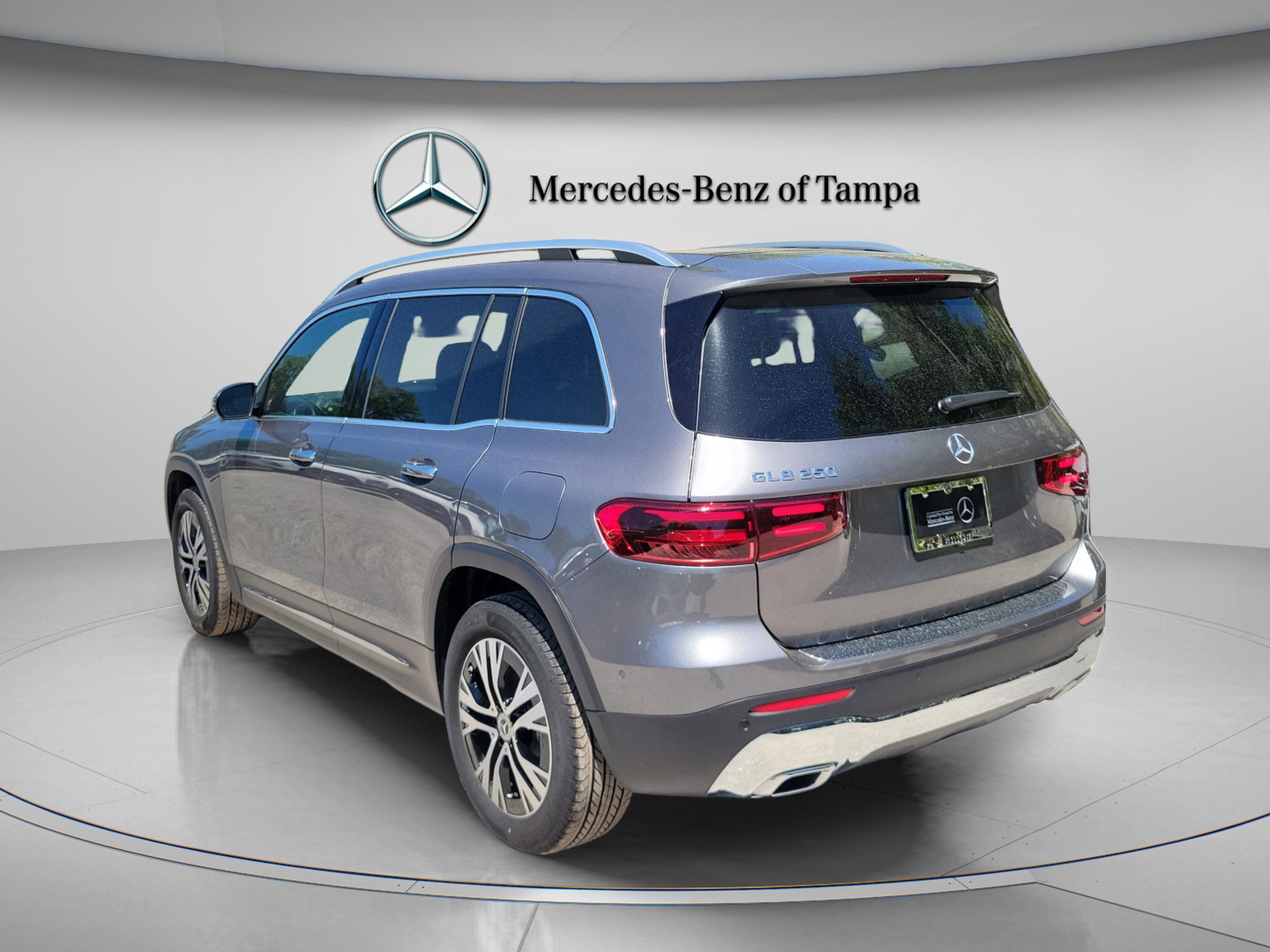 Certified 2026 Mercedes-Benz GLB 250 image 2