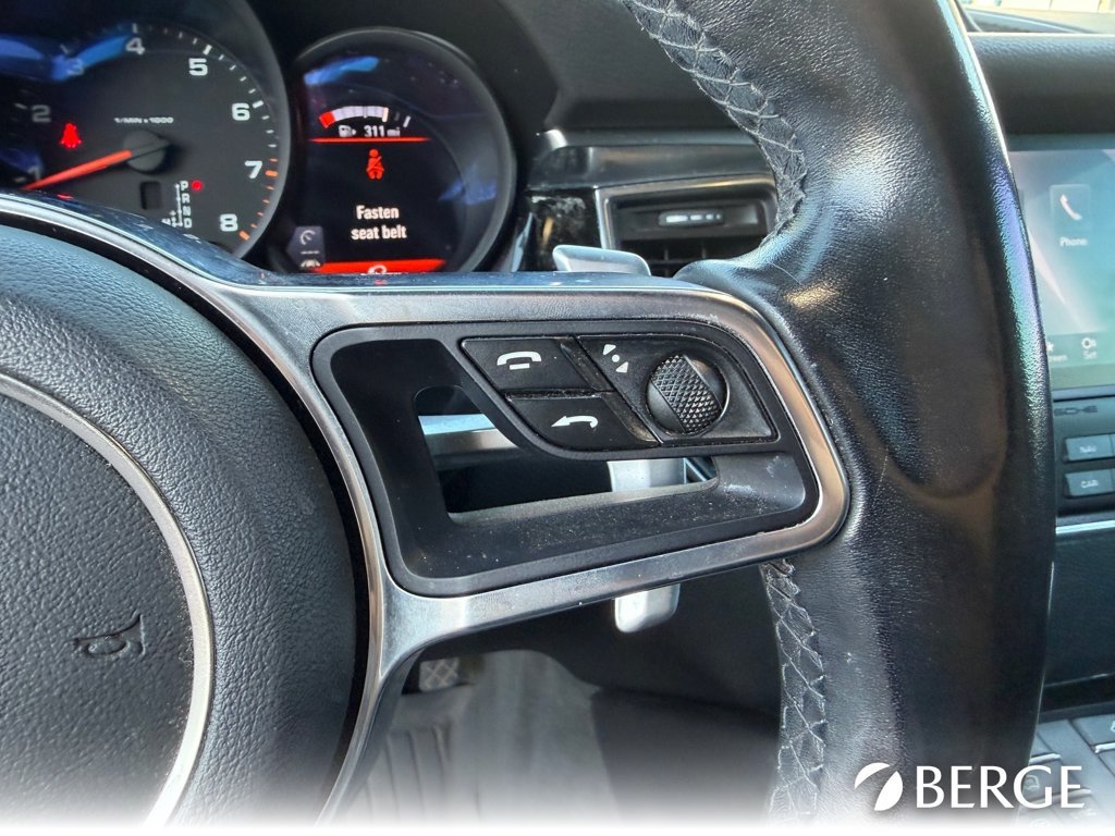 Used 2017 Porsche Macan AWD/4WD image 19