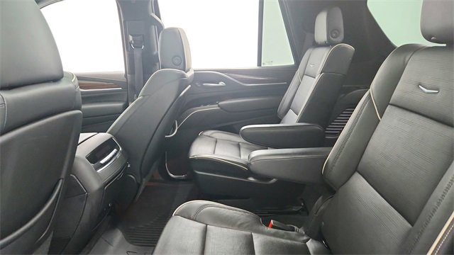 Certified 2023 Cadillac Escalade Premium Luxury w/ Performance Package image 18