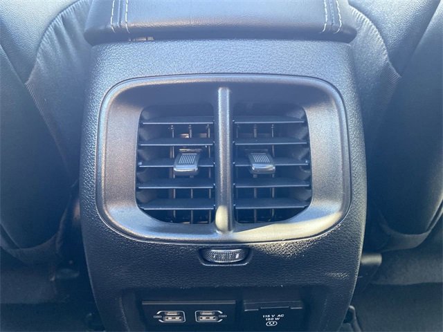 Used 2022 Jeep Cherokee Limited image 32