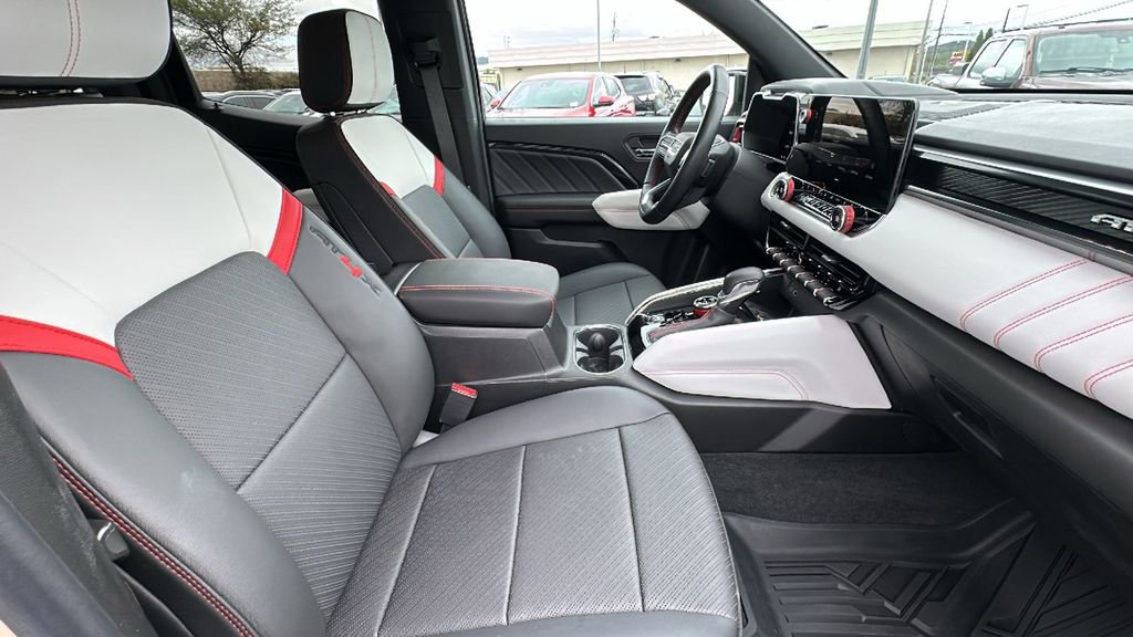 Certified 2024 GMC Canyon AT4X image 15
