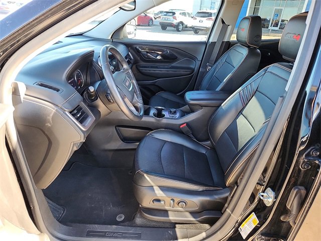 Used 2022 GMC Terrain AT4 image 11