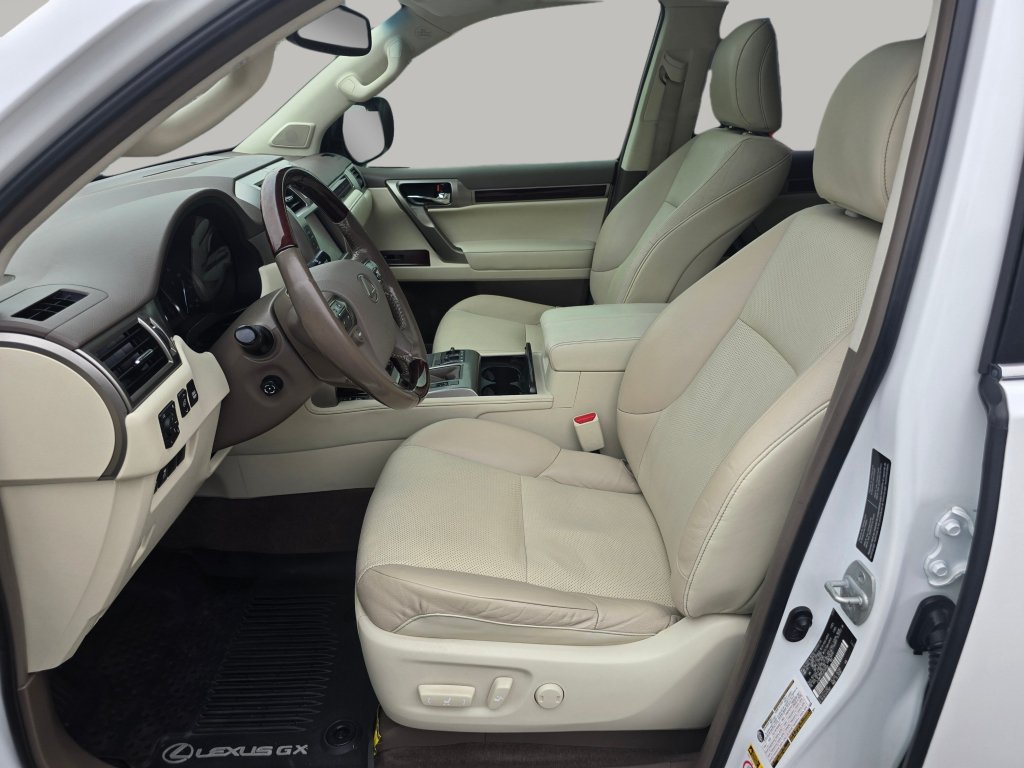 Used 2018 Lexus GX 460 Premium AWD/4WD image 25