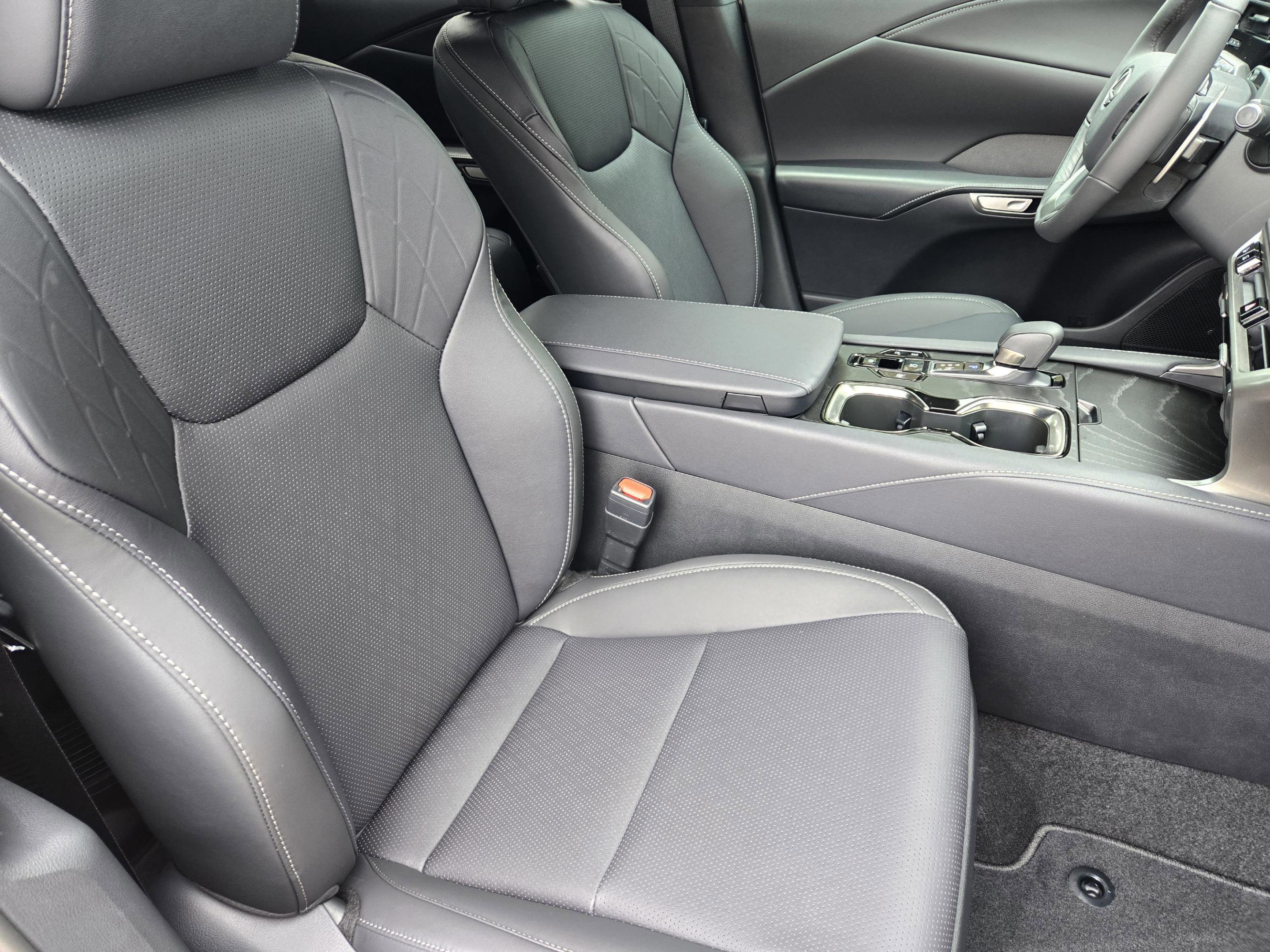 New 2026 Lexus RX 350h AWD/4WD image 6