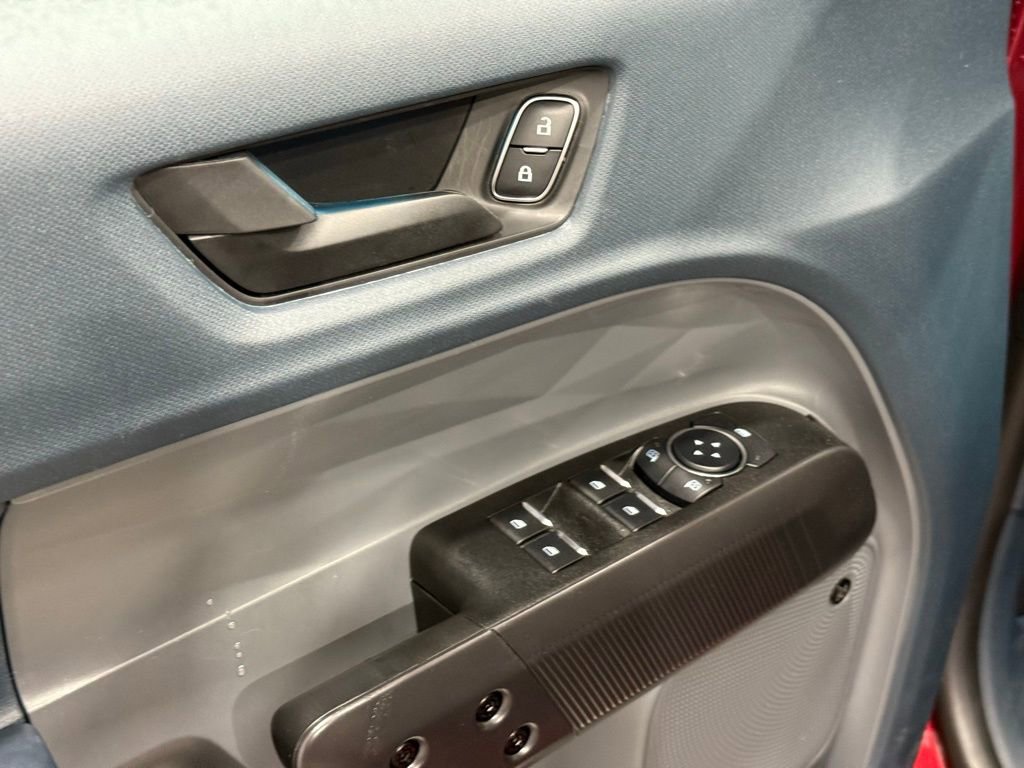 New 2025 Ford Maverick Lariat w/ Black Appearance Package image 16