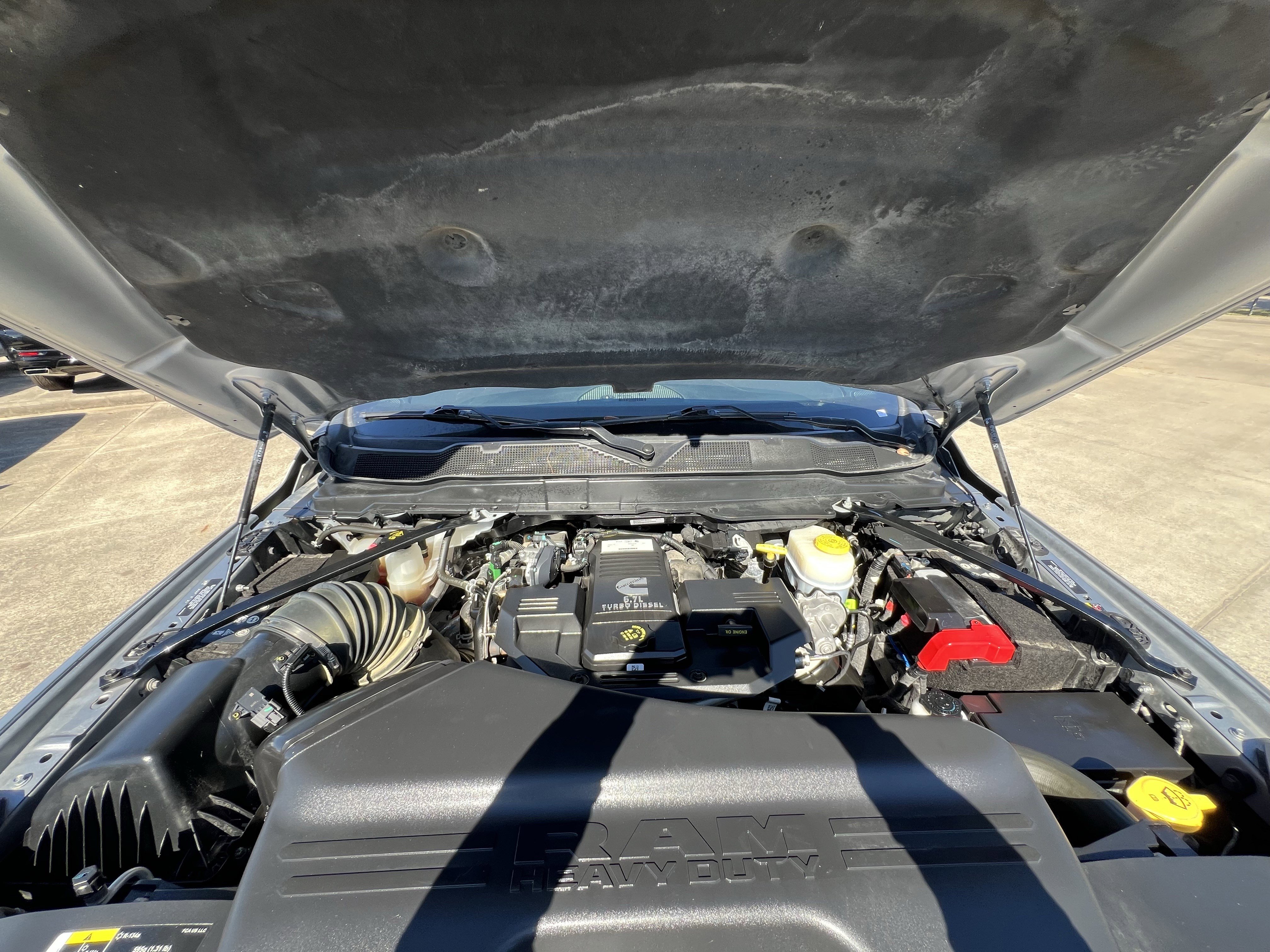 Used 2024 RAM 3500 Tradesman w/ Chrome Appearance Group image 31