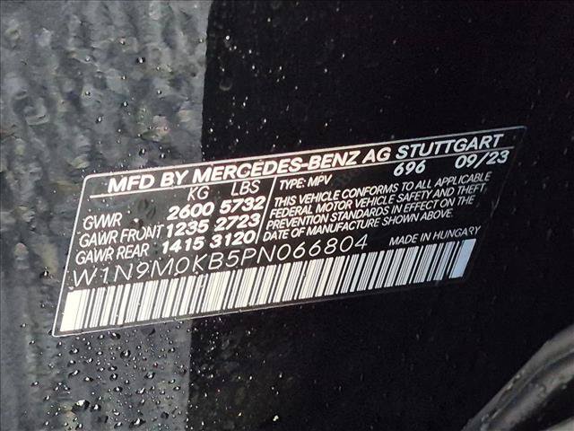 Used 2023 Mercedes-Benz EQB 300 4MATIC w/ Exclusive Package image 23