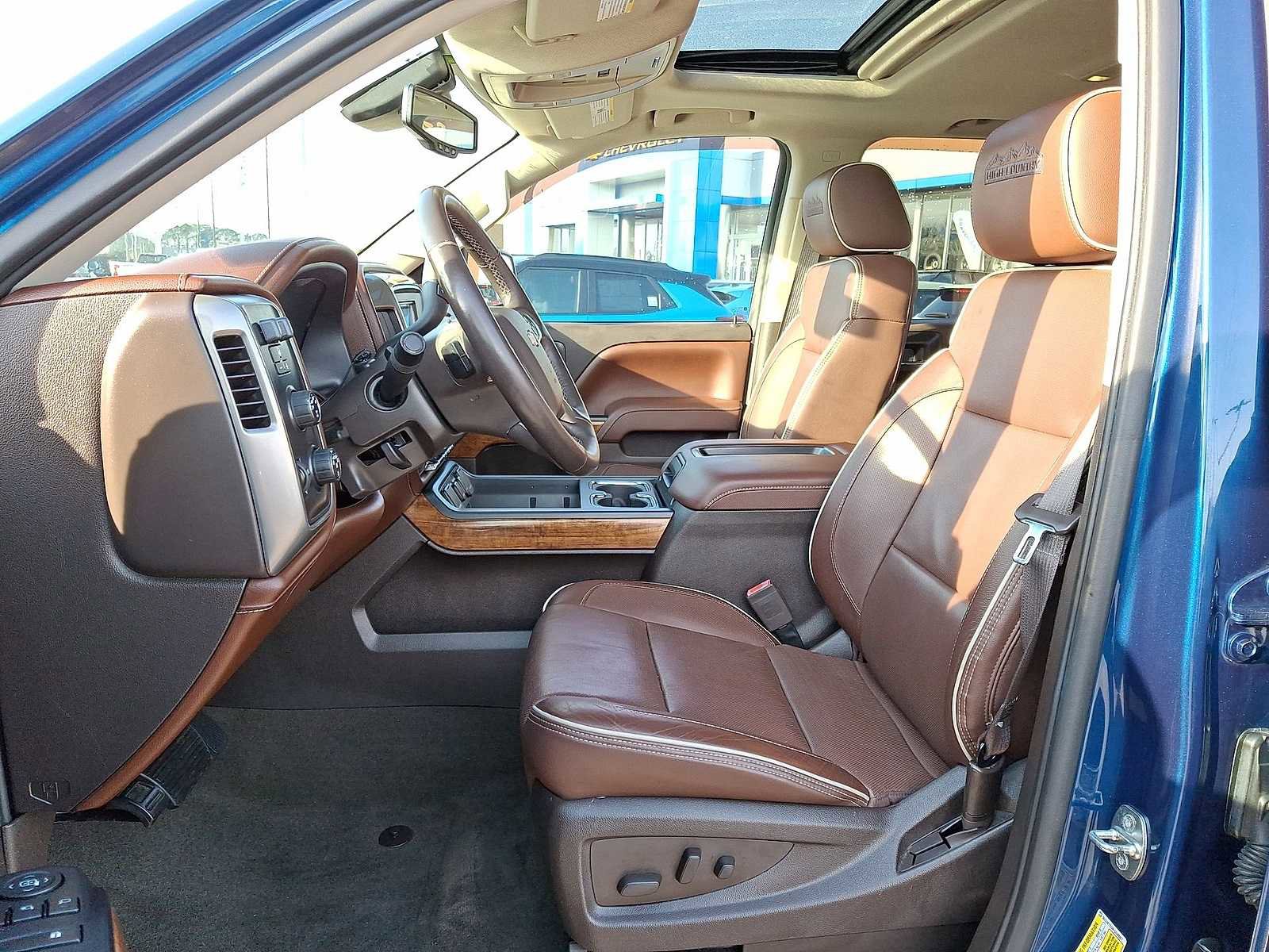 Used 2015 Chevrolet Silverado 1500 High Country w/ High Country Premium Package image 24