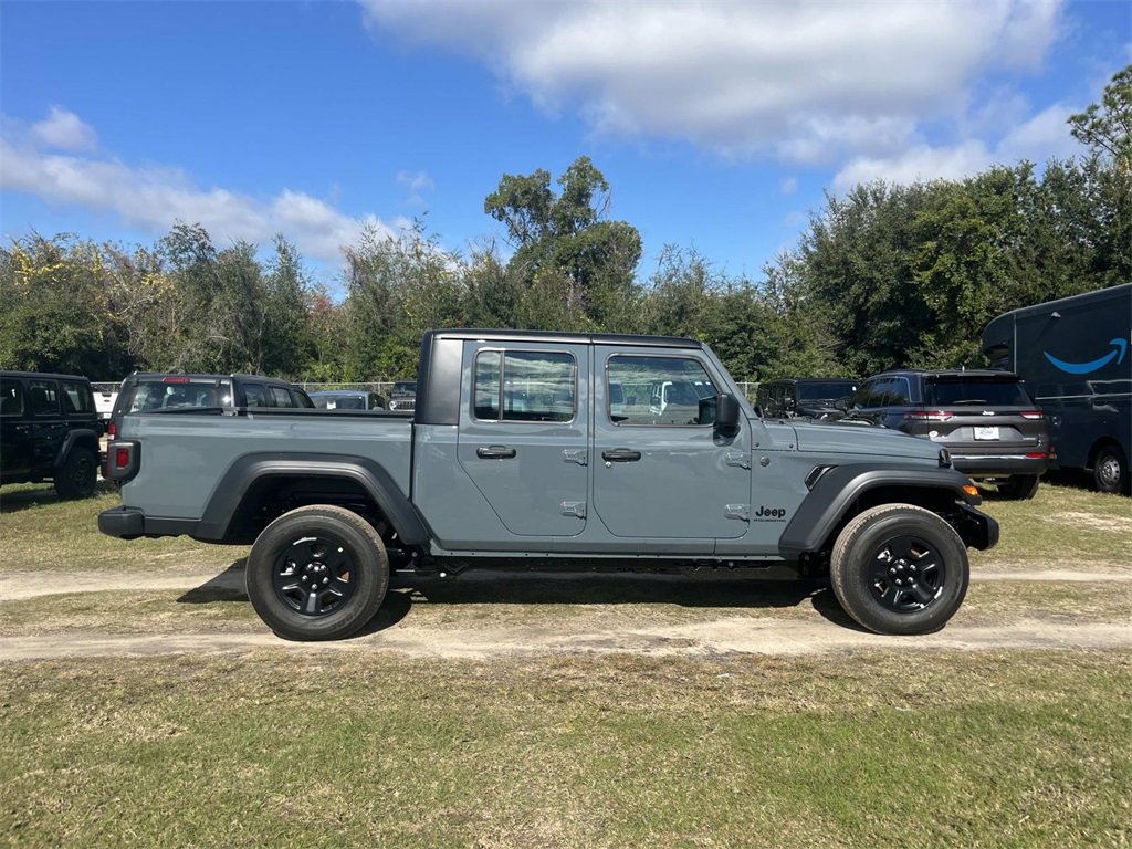 New 2026 Jeep Gladiator Sport image 6