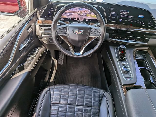 Used 2022 Cadillac Escalade Sport Platinum w/ Heavy-Duty Trailer Package AWD/4WD image 18