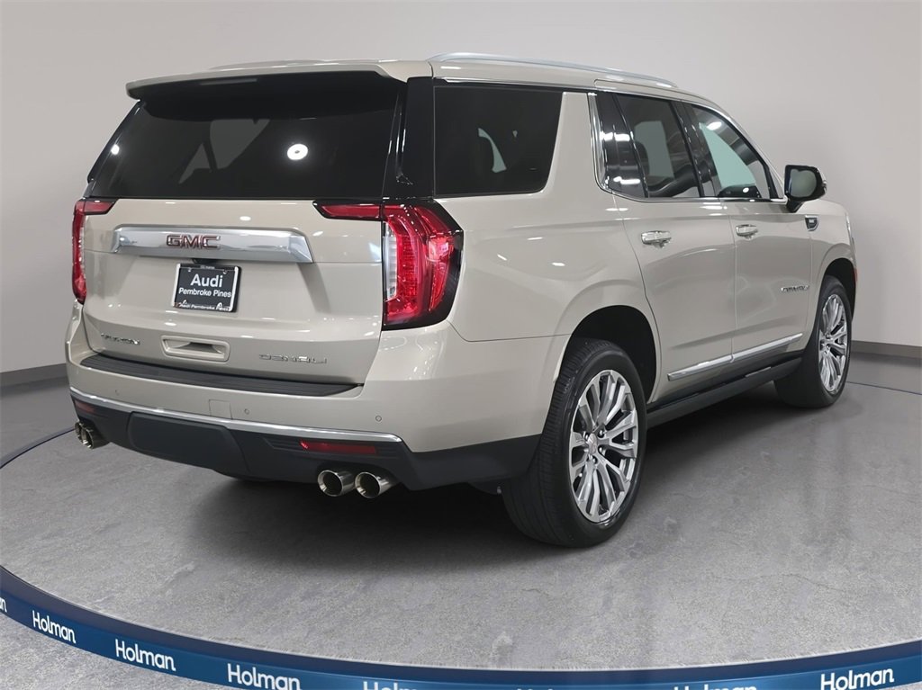 Used 2021 GMC Yukon Denali w/ Denali Premium Package image 6