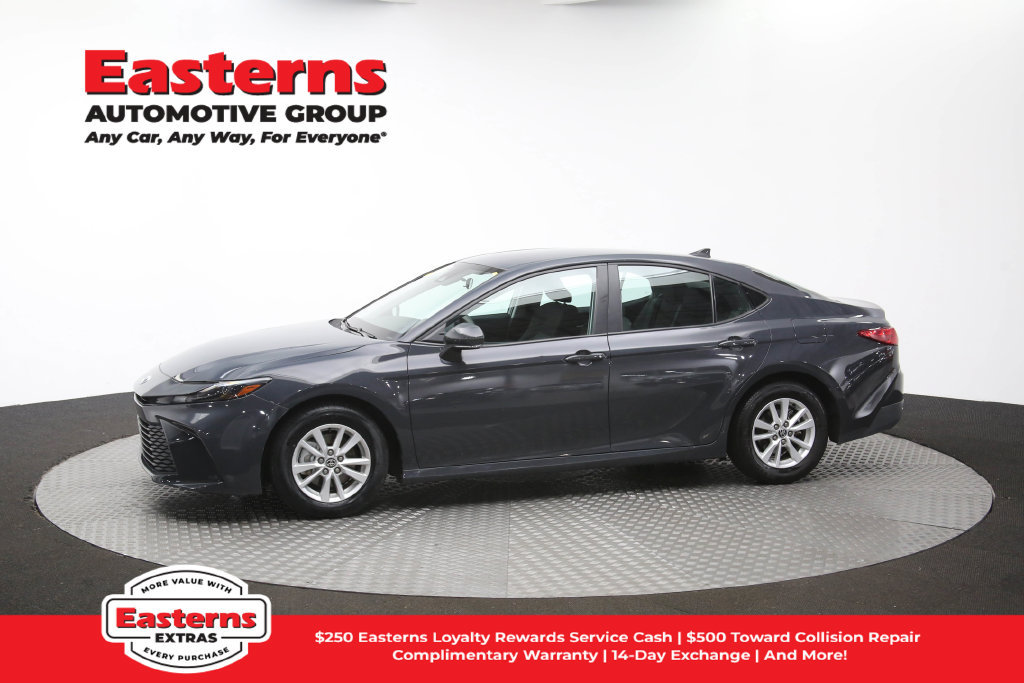 Used 2025 Toyota Camry LE FWD image 57