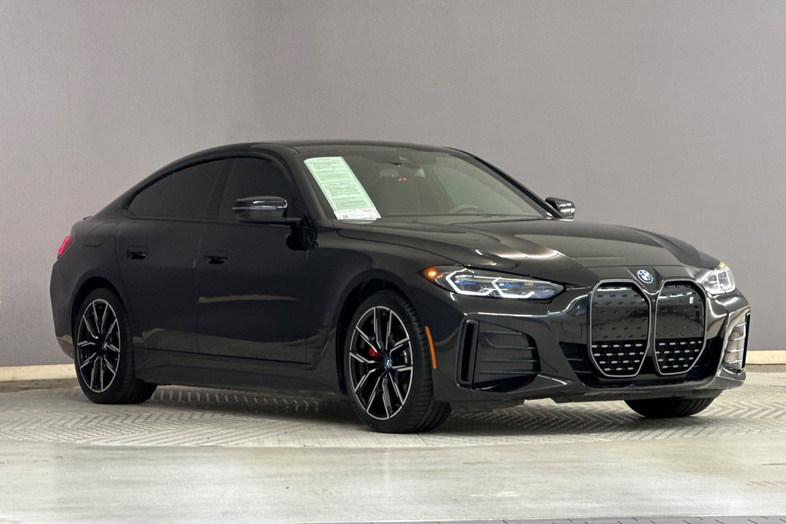 Certified 2024 BMW i4 eDrive40 w/ M Sport Package image 6