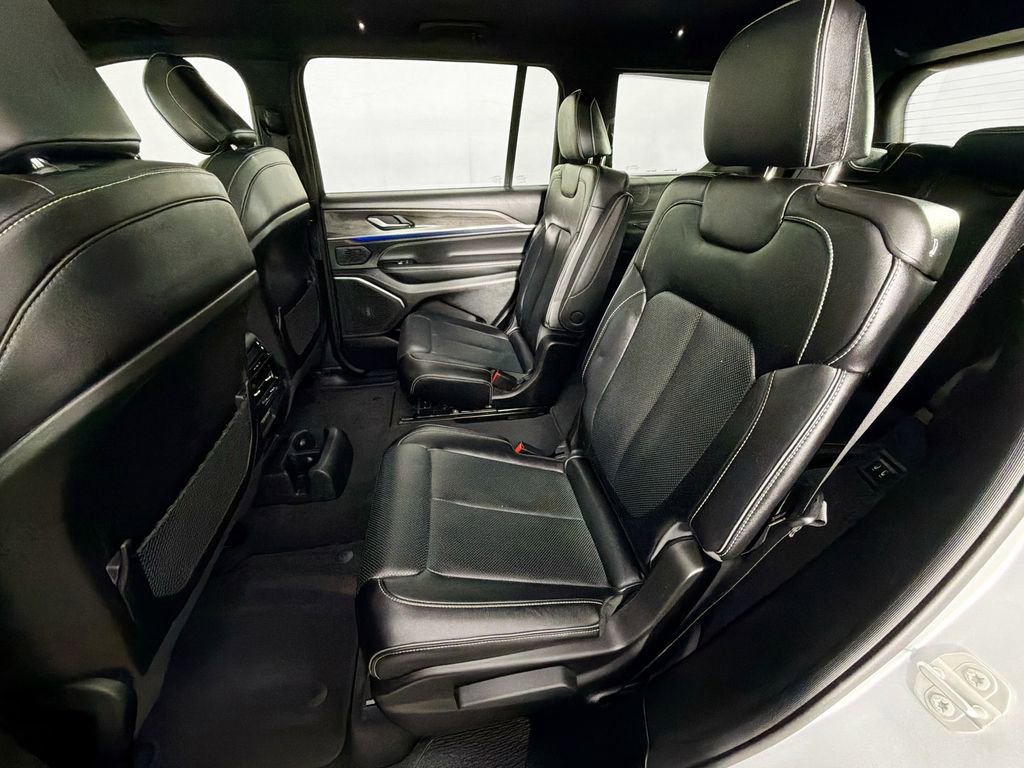 Used 2024 Jeep Grand Cherokee L Overland w/ Trailer Tow Package image 26