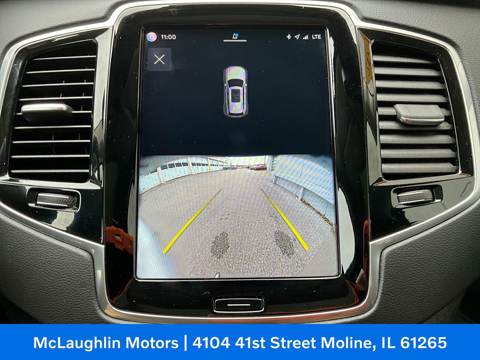 Certified 2023 Volvo XC90 B6 Ultimate w/ Protection Package Premier image 7