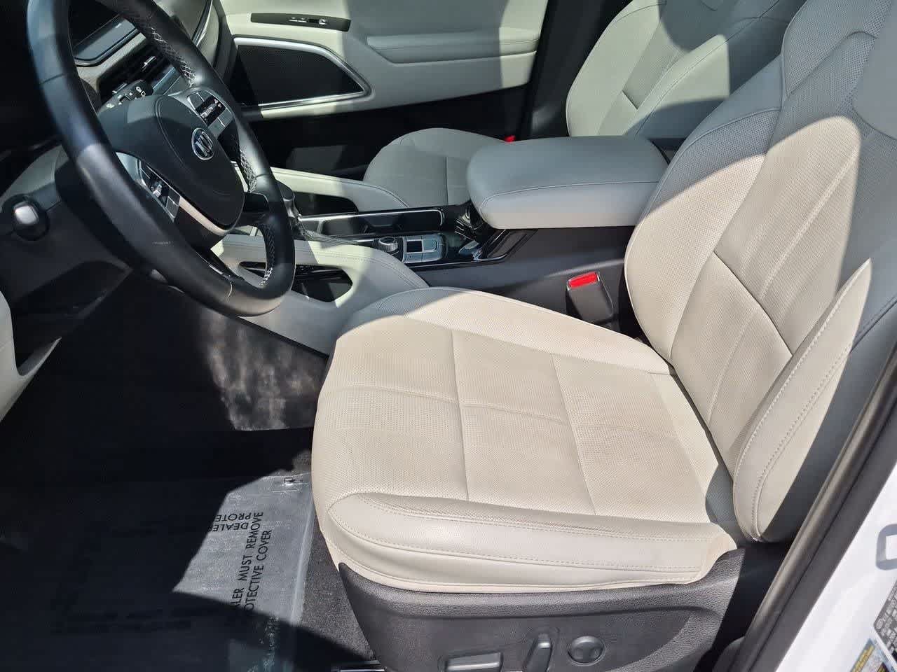 Used 2021 Kia Telluride EX w/ EX Premium Package AWD/4WD image 16