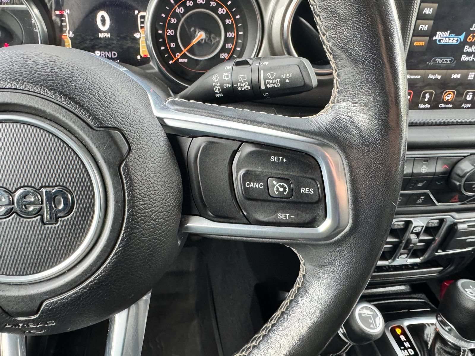 Used 2019 Jeep Wrangler Unlimited Sahara AWD/4WD image 16