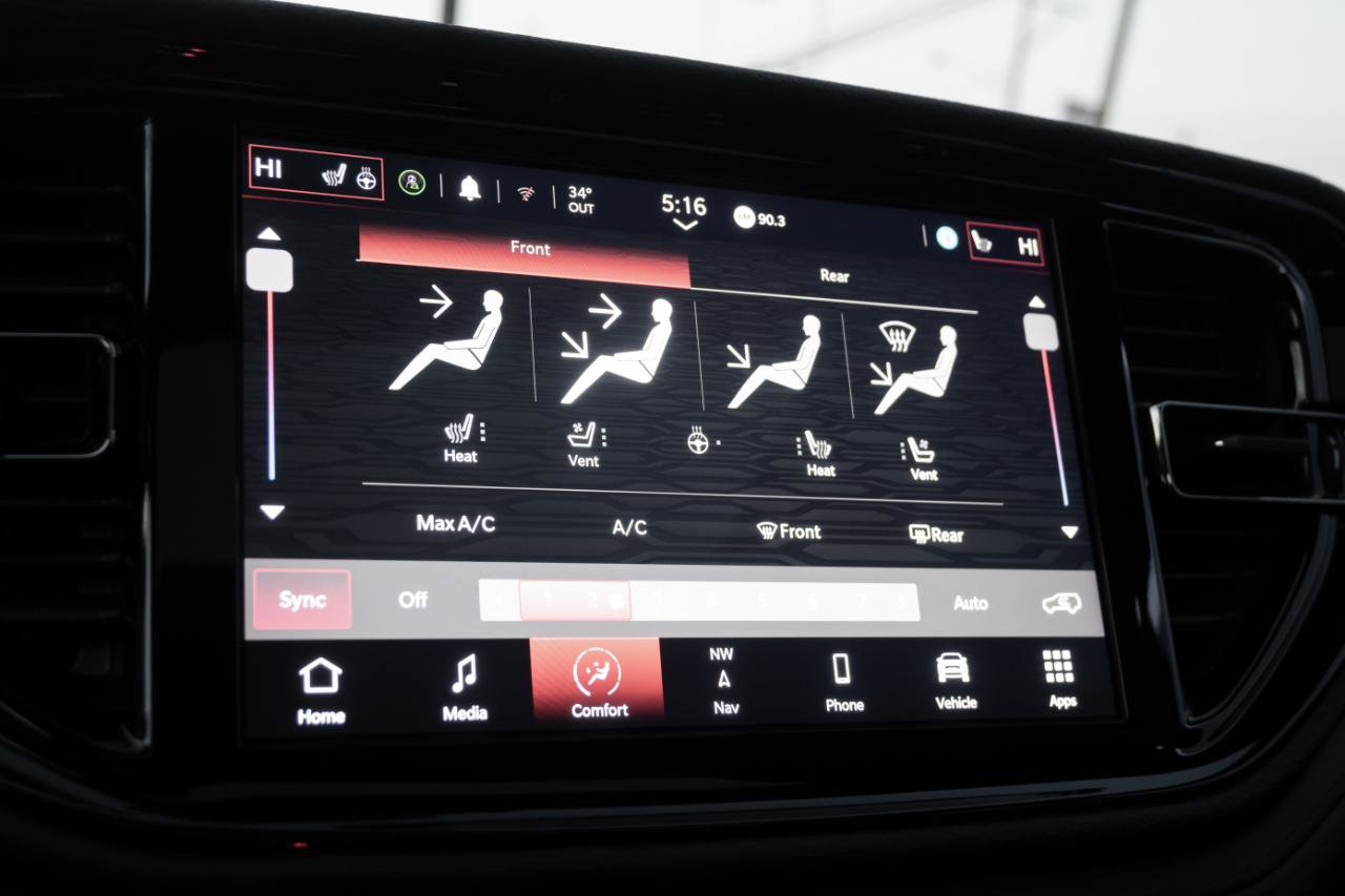 Used 2022 Dodge Durango R/T image 30