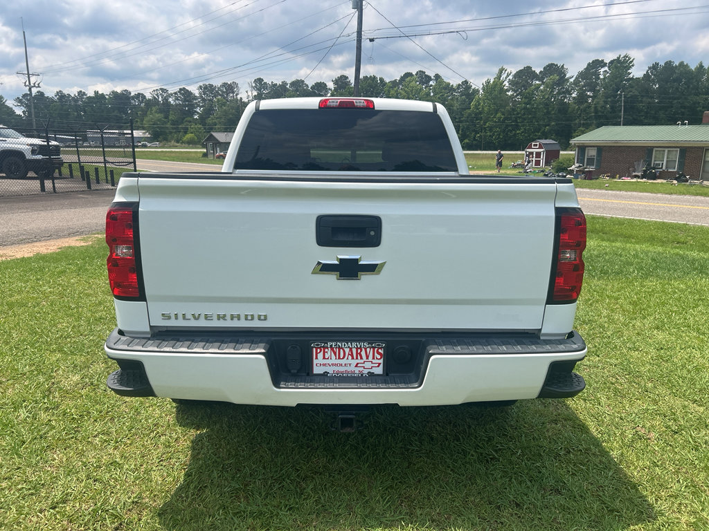 Used 2018 Chevrolet Silverado 1500 Custom w/ Custom Value Package RWD image 11